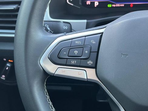 Used 2022 Volkswagen Atlas SE image 15