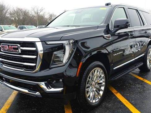 New 2026 GMC Yukon Elevation w/ LPO, Floor Liner Package image 4