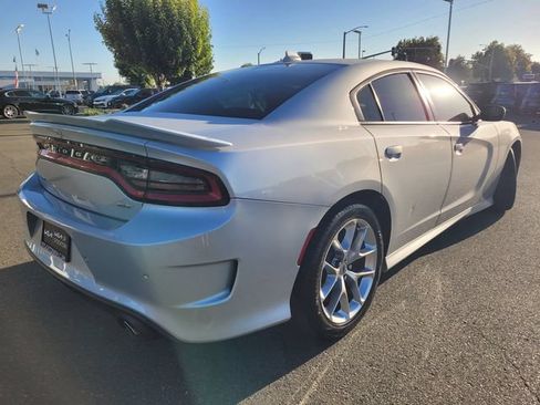 Used 2020 Dodge Charger GT RWD image 4