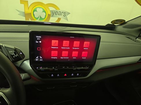 Used 2024 Volkswagen ID.4 2WD image 23