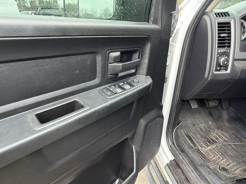 Used 2018 RAM 1500 Express w/ Express Value Package image 15