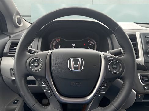 Used 2019 Honda Ridgeline RTL image 13