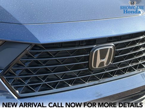 Used 2023 Honda Accord EX image 7