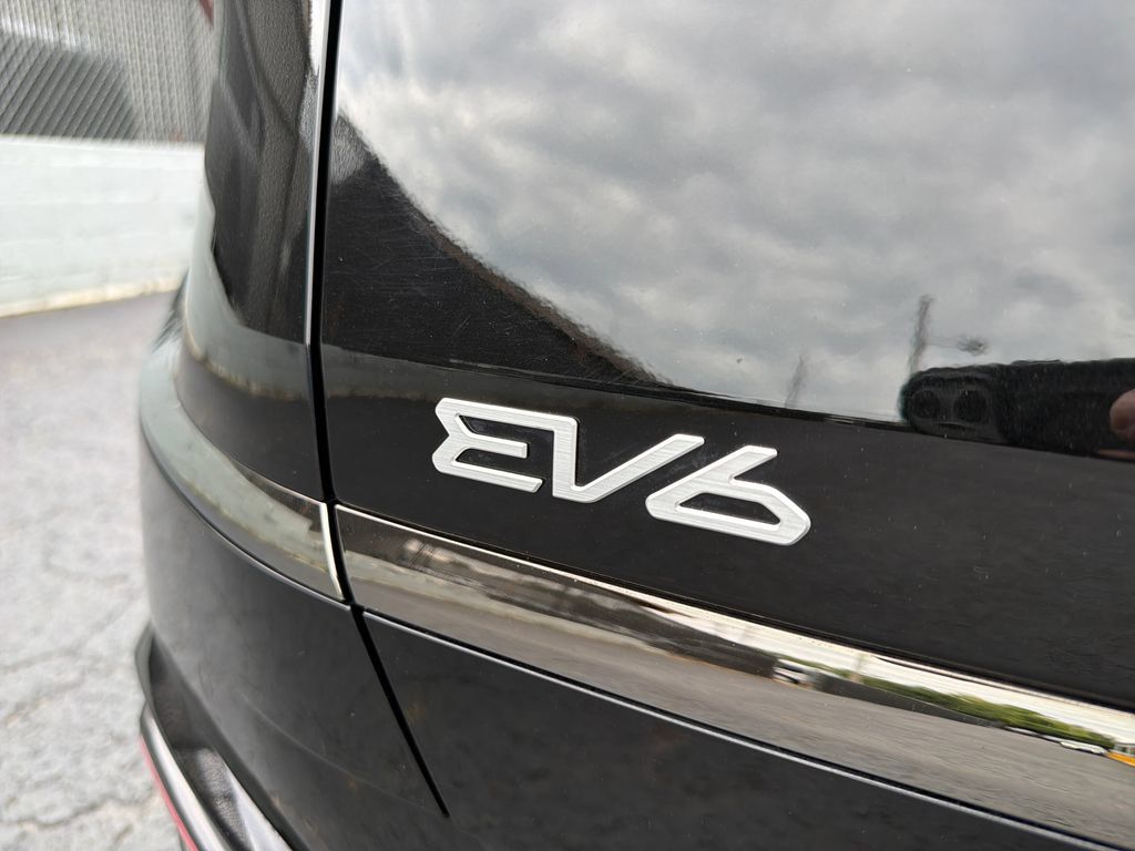 Used 2024 Kia EV6 GT-Line AWD/4WD image 23