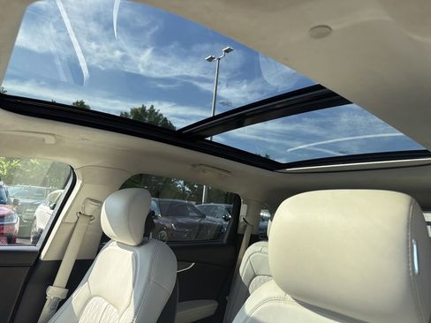 Certified 2023 Lincoln Nautilus Black Label AWD/4WD image 28
