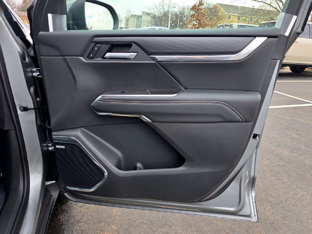 New 2026 GMC Acadia Elevation w/ Black Edition AWD/4WD image 35