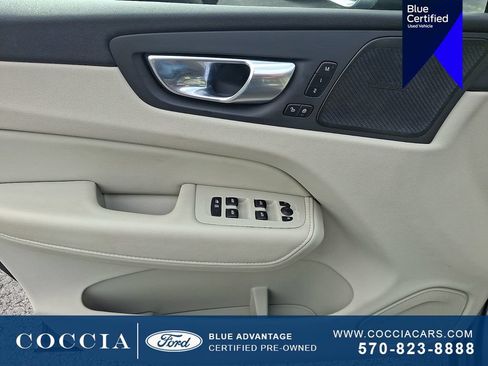 Used 2021 Volvo XC60 T5 Inscription w/ Advanced Package AWD/4WD image 12