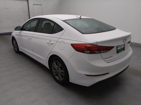 Used 2017 Hyundai Elantra SE image 5