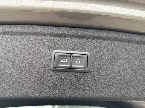 Used 2023 Audi Q5 2.0T Prestige image 37