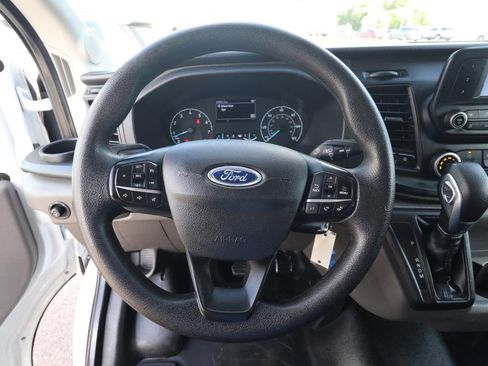 Used 2023 Ford Transit 250 Medium Roof image 17