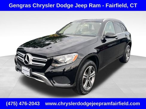 Used 2019 Mercedes-Benz GLC 300 4MATIC image 3