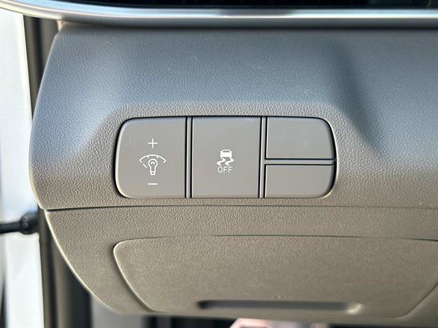 New 2026 Hyundai Elantra Sport FWD image 19