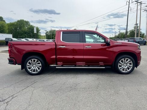 Used 2019 Chevrolet Silverado 1500 High Country w/ High Country Premium Package AWD/4WD image 7