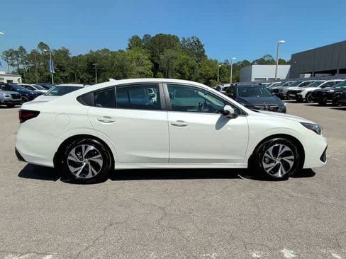 Used 2025 Subaru Legacy Premium image 7