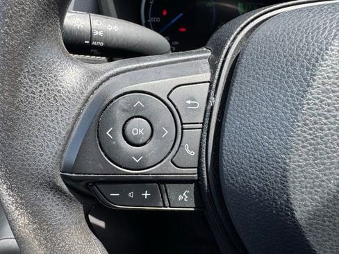 Certified 2023 Toyota RAV4 XLE AWD/4WD image 17