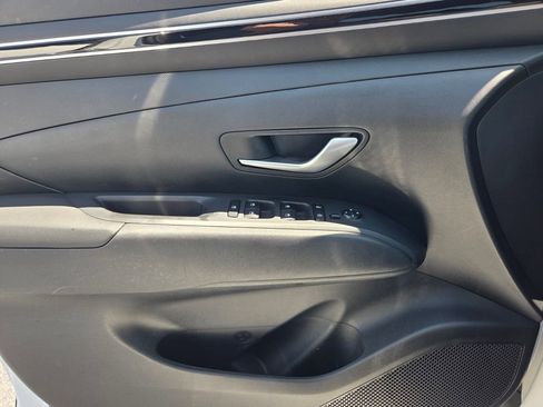 Used 2024 Hyundai Santa Cruz SE FWD image 19