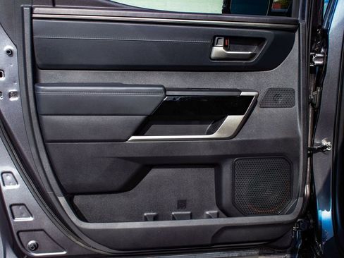 Used 2025 Toyota Tundra Limited image 11