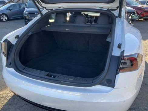Used 2021 Tesla Model S Long Range Plus image 9
