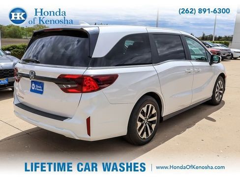 Certified 2025 Honda Odyssey EX-L image 5