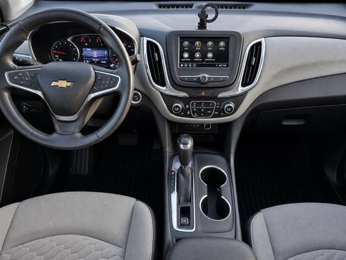 Used 2019 Chevrolet Equinox LT FWD image 34