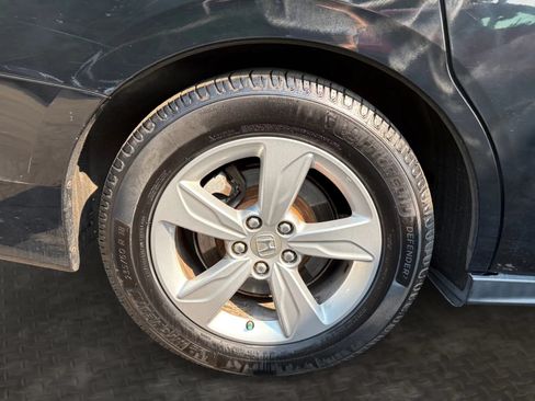 Used 2019 Honda Odyssey EX-L image 42