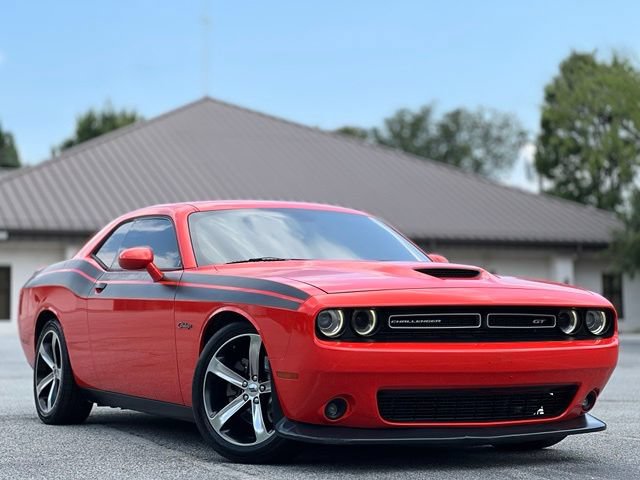 Used 2019 Dodge Challenger GT w/ Plus Package RWD image 3