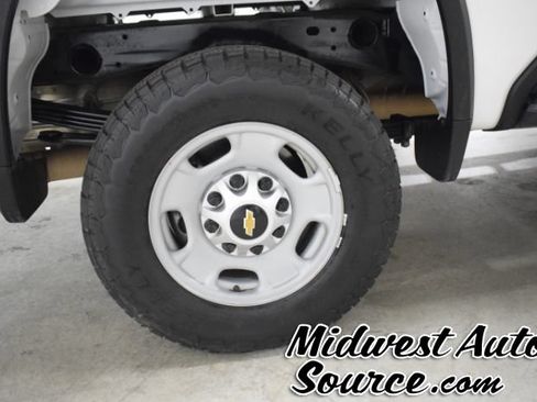 Used 2024 Chevrolet Silverado 2500 W/T w/ WT Fleet Convenience Package AWD/4WD image 8