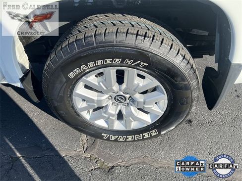 Used 2022 Nissan Frontier SV image 32