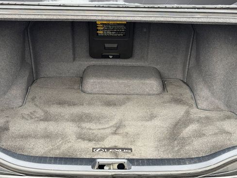 Used 2004 Lexus LS 430 image 28