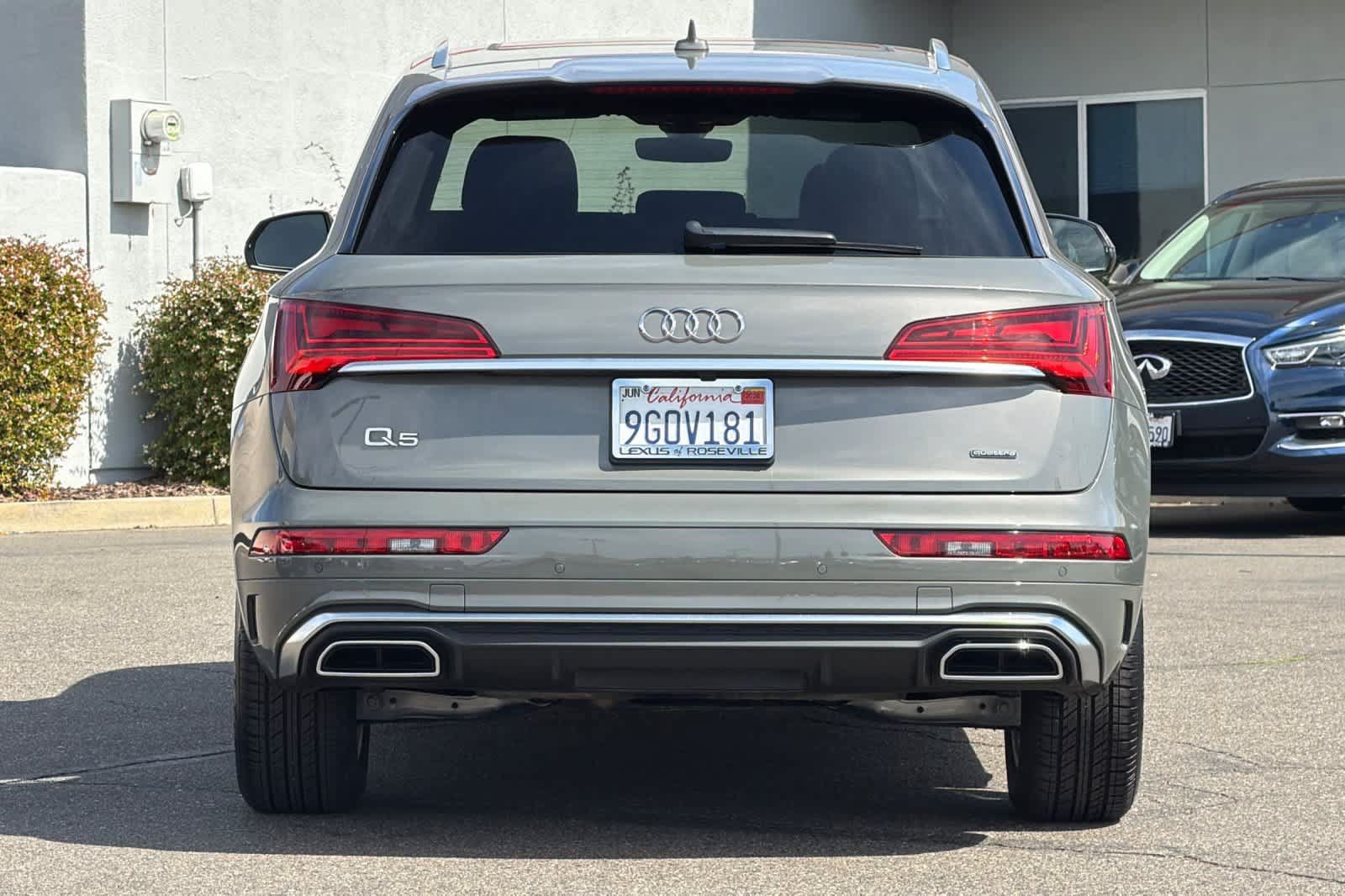 Used 2023 Audi Q5 2.0T Premium w/ Convenience Package AWD/4WD image 8