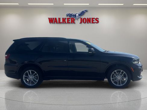 Used 2024 Dodge Durango GT image 2