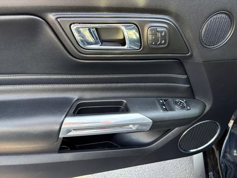 Used 2017 Ford Mustang GT Premium w/ Equipment Group 401A image 21