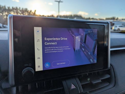 Used 2024 Toyota RAV4 LE image 21