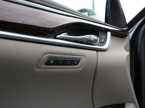 Used 2016 Cadillac XTS Luxury w/ Driver Awareness Package image 19