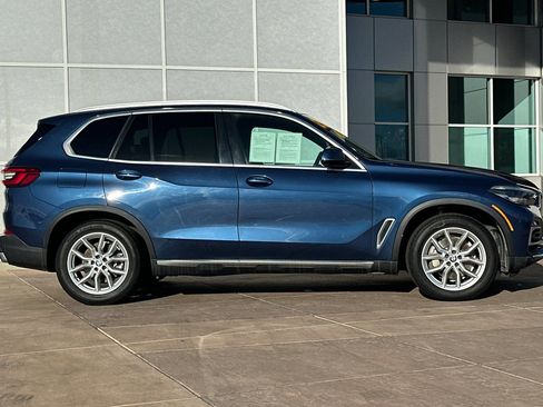 Used 2019 BMW X5 xDrive40i w/ Convenience Package image 3