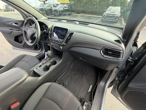 Used 2023 Chevrolet Equinox RS image 27