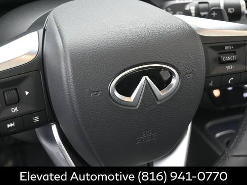 Certified 2026 INFINITI QX60 Luxe w/ Family Package AWD/4WD image 13