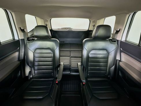 Used 2021 Volkswagen Atlas SEL Premium image 13