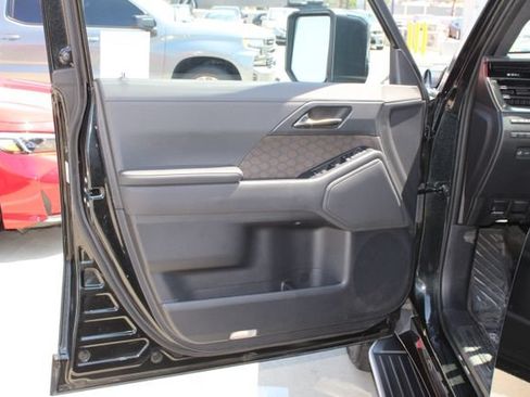 Certified 2024 Lexus GX 550 w/ Cold Area Package AWD/4WD image 11