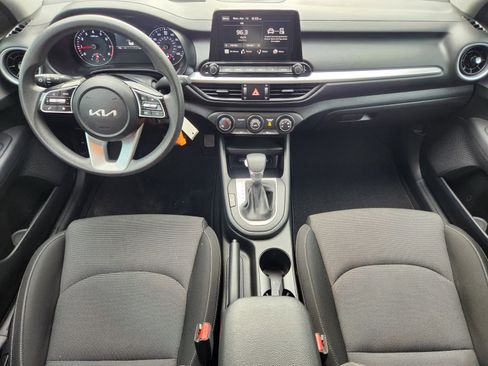 Used 2023 Kia Forte LXS FWD image 8