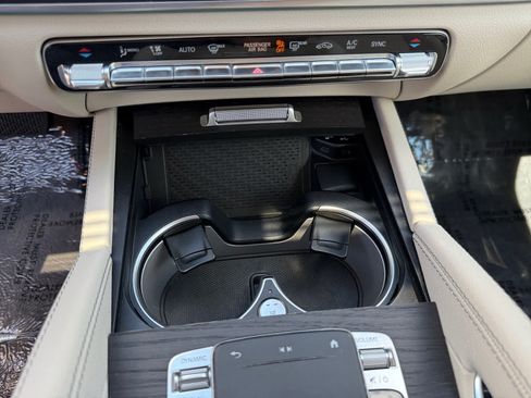 Certified 2020 Mercedes-Benz GLS 450 4MATIC image 22