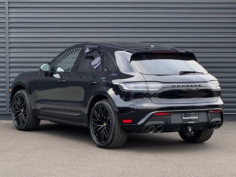 New 2026 Porsche Macan GTS image 3