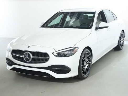 Used 2023 Mercedes-Benz C 300 4MATIC Sedan image 3