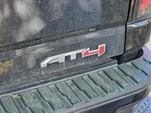 Used 2024 GMC Sierra 2500 AT4 w/ AT4 Premium Plus Package image 10