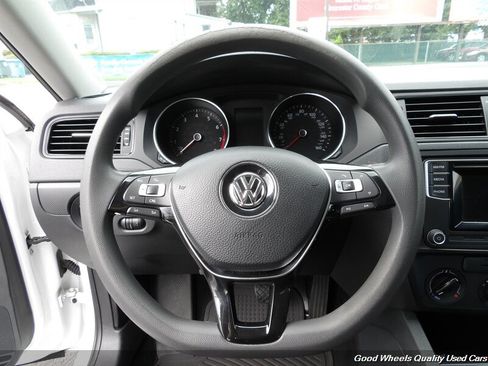 Used 2016 Volkswagen Jetta S FWD image 14