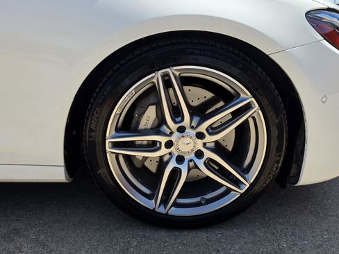 Used 2017 Mercedes-Benz E 300 image 16