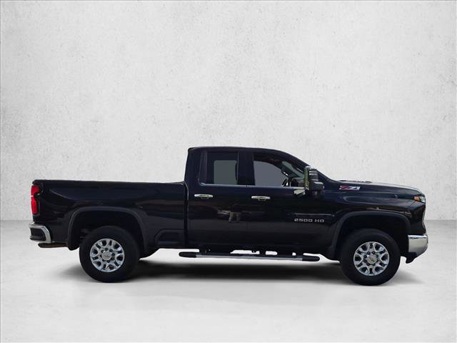 Used 2024 Chevrolet Silverado 2500 LTZ w/ LTZ Plus Package AWD/4WD image 4