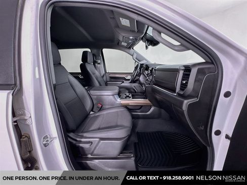 Used 2024 Chevrolet Silverado 2500 LT w/ Convenience Package AWD/4WD image 27