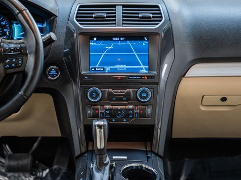 Certified 2017 Ford Explorer XLT w/ Equipment Group 202A image 26