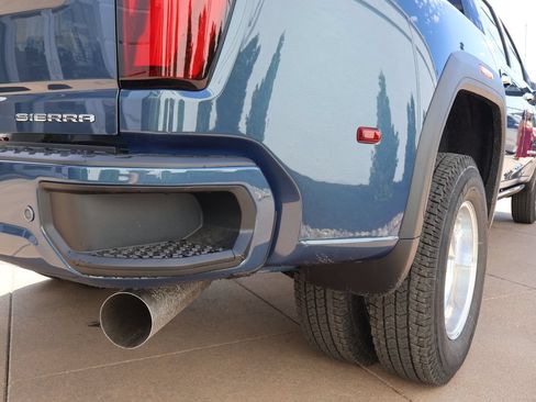 New 2026 GMC Sierra 3500 Denali Ultimate AWD/4WD image 16